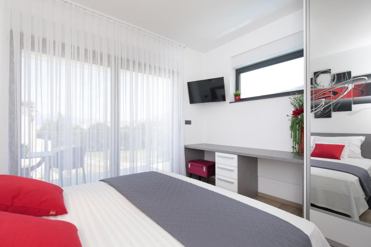 Villa Supernus With Heated Pool Baška Dış mekan fotoğraf