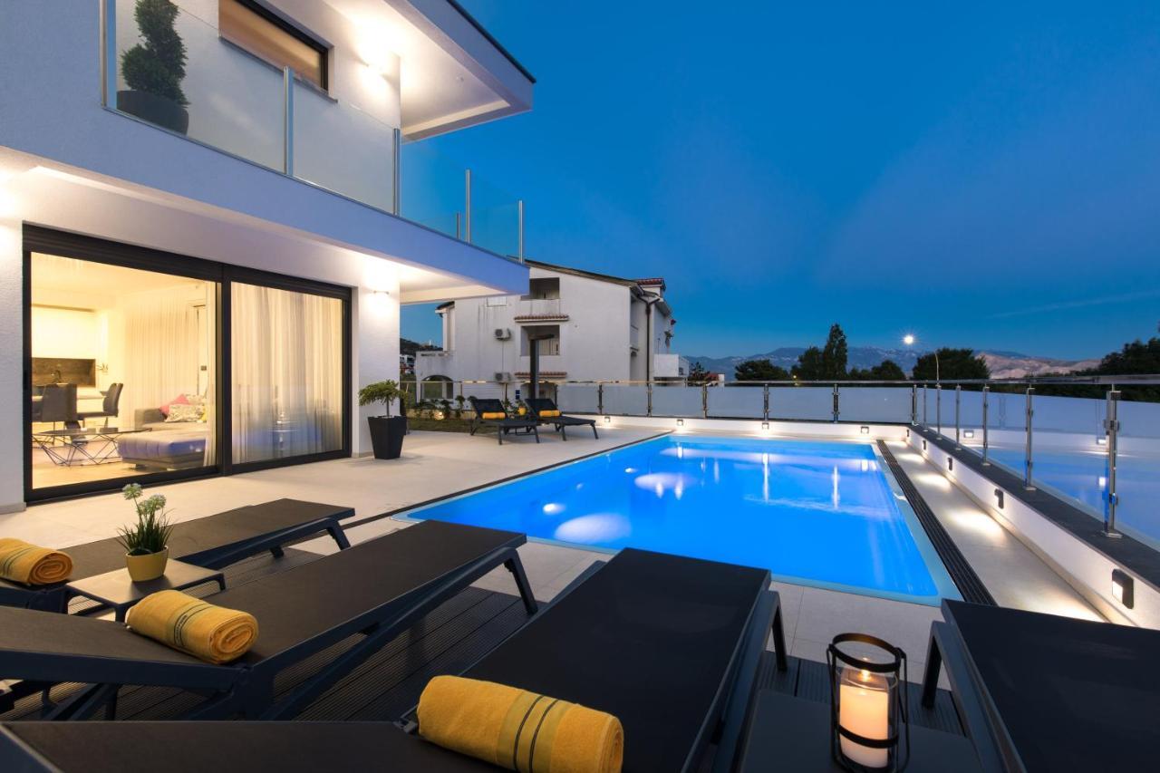 Villa Supernus With Heated Pool Baška Dış mekan fotoğraf