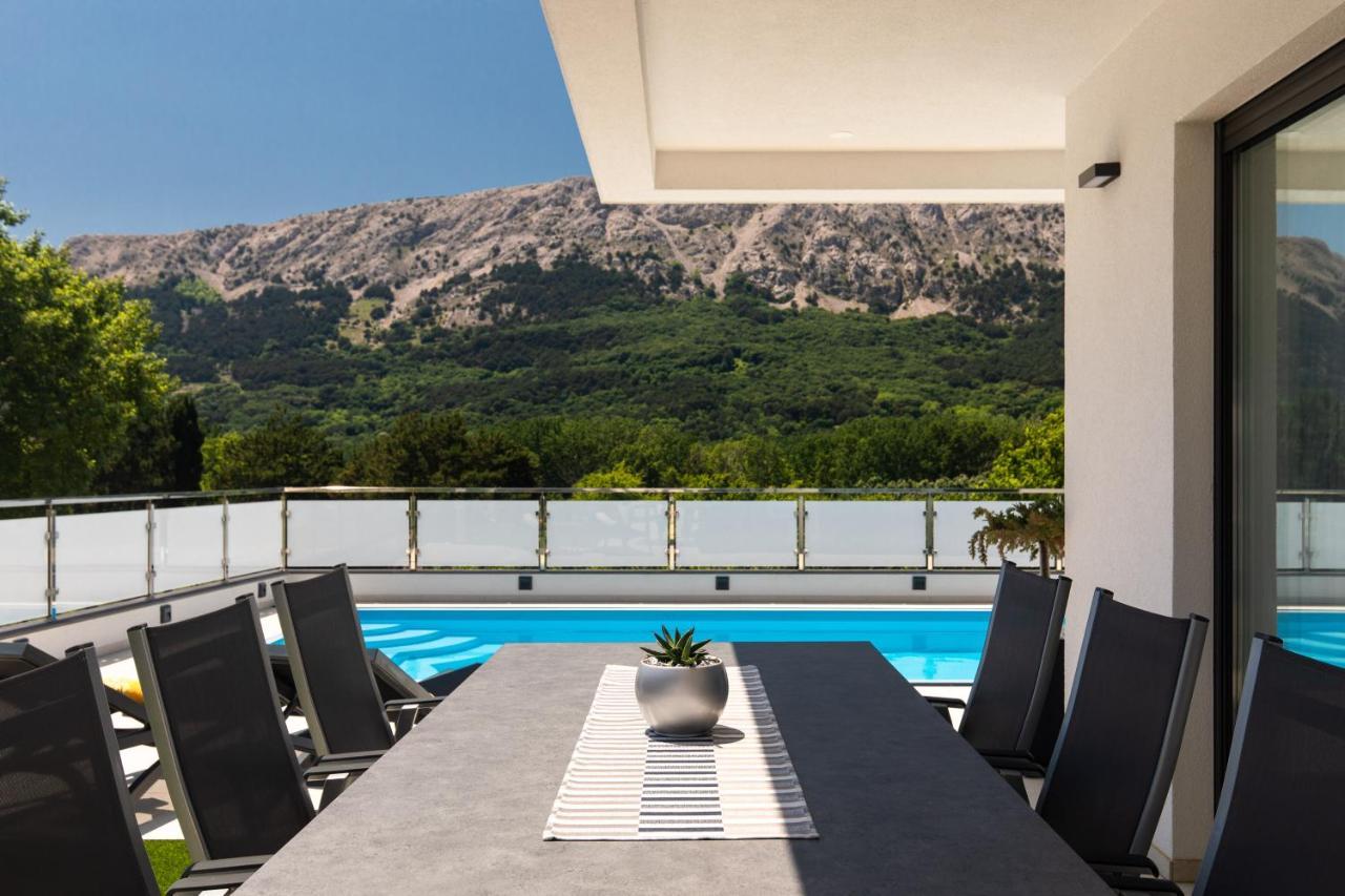 Villa Supernus With Heated Pool Baška Dış mekan fotoğraf